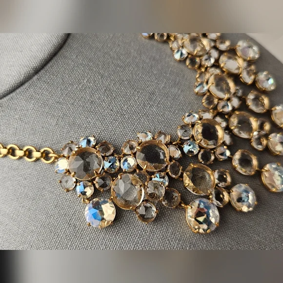 [J. CREW] Gold Crystal Drop Bib Statement Necklace - Picture 8 of 16